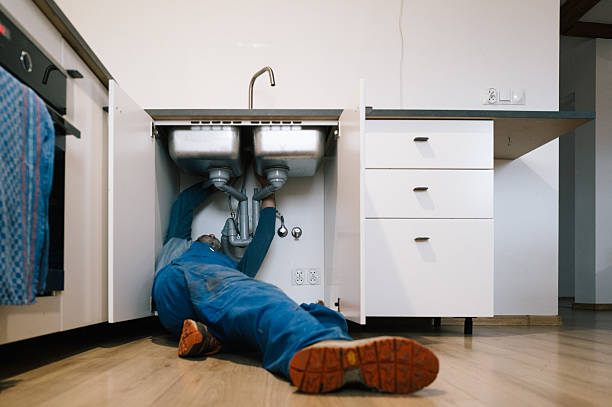 Professional Drain Cleaning technician working in Newburg, MD